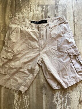 UZZI Boardwalk Beige Cargo Shorts Men's 36